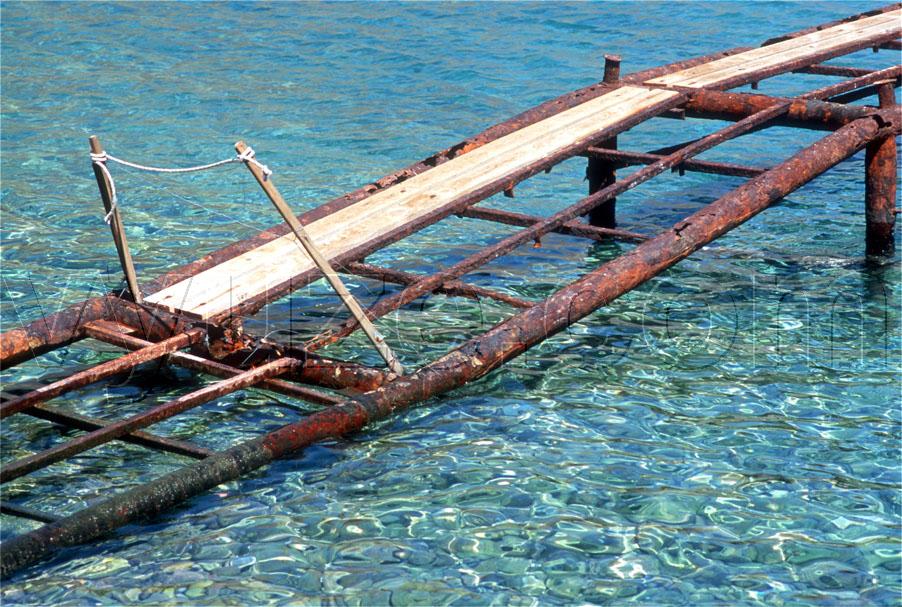 Abandoned jetty / Location: Loutro, Crete, Greece