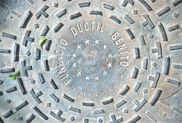 Manhole / Location: Spain